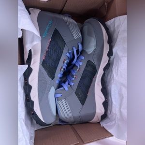 Columbia hiking boots